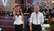 Цветелина Грахич и Йордан Йончев-Гъмзата представят песента ''Еднаква за теб и за мен''