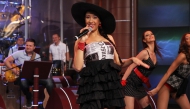 Лилия Стефанова представя песента ''Не съм ли добра''