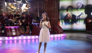 Юлиана Мур изпълнява песента ''Копнеж'', 14.01.2014 г.