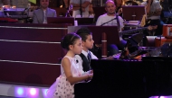 Г-ца Тереза и Кристиян Ангелов изпълняват „Малка нощна музика“ в ''Запознай се с малките'', 26.09.2014 г.