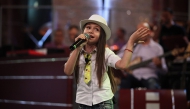 Г-ца Крисия изпълнява песента ''Happy'' в рубриката ''Запознай се с малките'', 22.05.2015 г.
