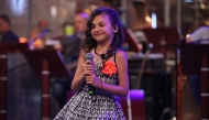 Г-ца Крисия изпълнява песента ''Soy Mi Mejor Momento'' в ''Запознай се с малките'', 03.07.2015 г.